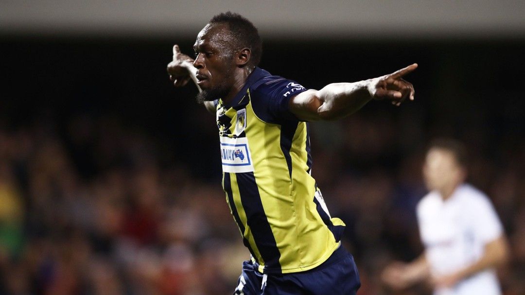 Usain Bolt marca un doblete en su primer partido como titular en Australia