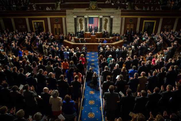 En un estudio previo, encontramos que los congresistas de los Estados Unidos suelen haber sido relativamente mayores que sus compañeros de curso En un estudio previo, encontramos que los congresistas de los Estados Unidos suelen haber sido relativamente mayores que sus compañeros de curso
