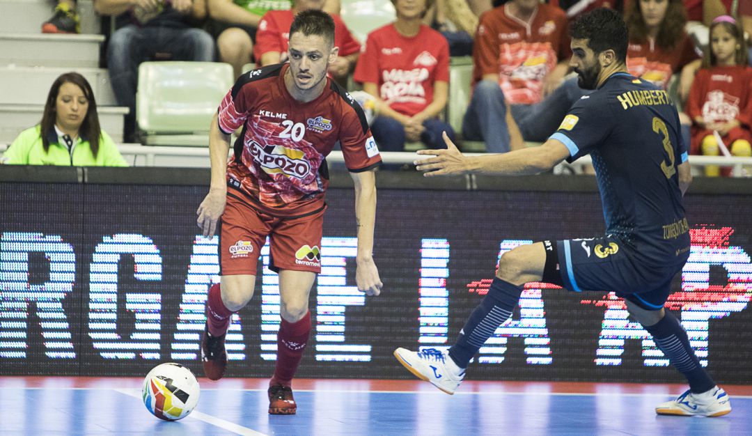 Herrero y la pegada de Movistar dejan sin premio el gran Clásico de ElPozo Herrero y la pegada de Movistar dejan sin premio el gran Clásico de ElPozo