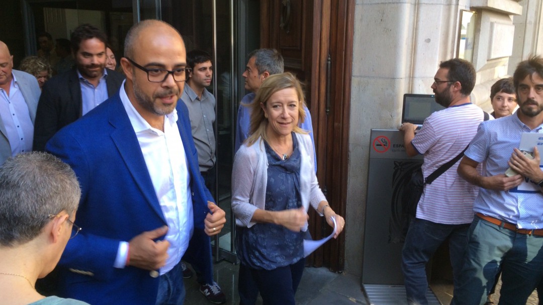 El TSJC imputa a Buch y a Lloveras por promover el 1-O entre los alcaldes
