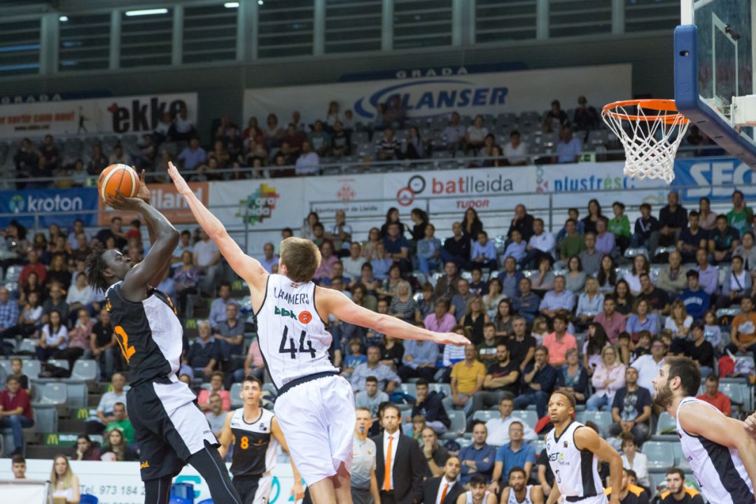 El RETAbet Bilbao, colíder y único invicto junto al Chocolates Trapa Palencia El RETAbet Bilbao, colíder y único invicto junto al Chocolates Trapa Palencia