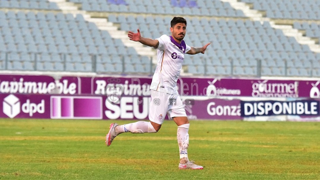 El Real Jaén se abona al sufrimiento
