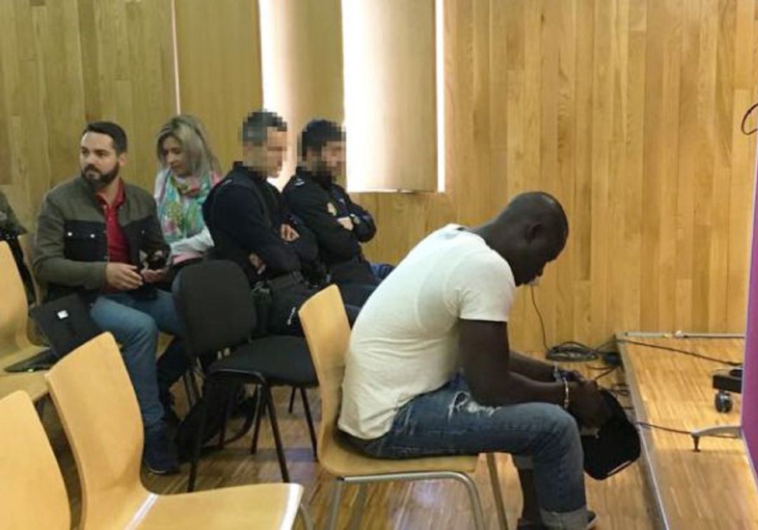 La defensa de Ibrahima mantiene que fue otra persona del entorno quien mató a Tatiana Vázquez