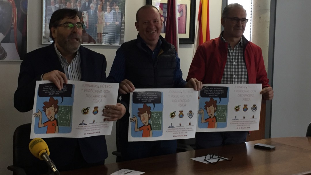 ¿Por qué no podía entrenar un discapacitado físico a un equipo de fútbol?