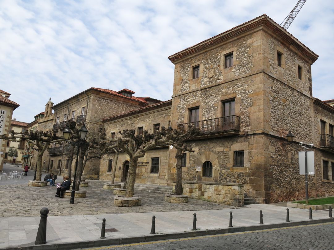 Lectura dramatizada de 'El Pelayo' en la Casa Natal de Jovellanos Lectura dramatizada de 'El Pelayo' en la Casa Natal de Jovellanos