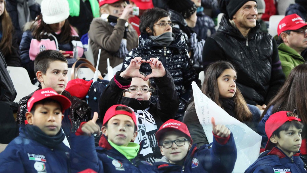 La iniciativa de la Juventus contra el racismo: llenar una grada sólo con niños