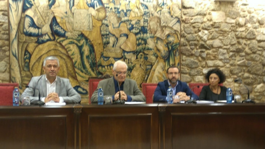 La Academia Galega presenta un programa de preservación de topónimos gallegos