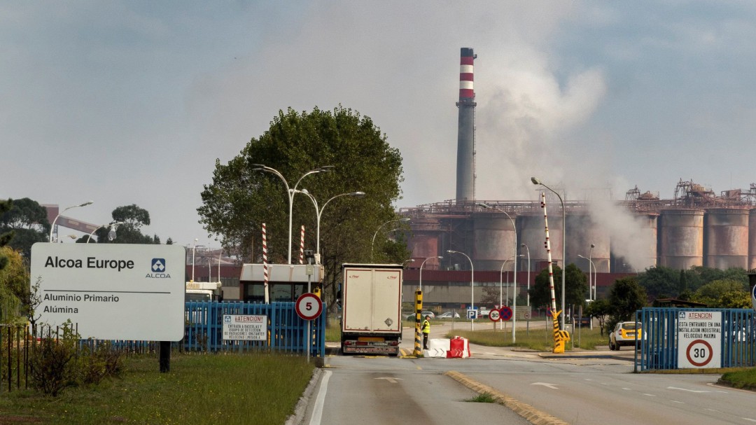 El comité de San Cibrao rechaza el cierre de las otras plantas a las que ve viables