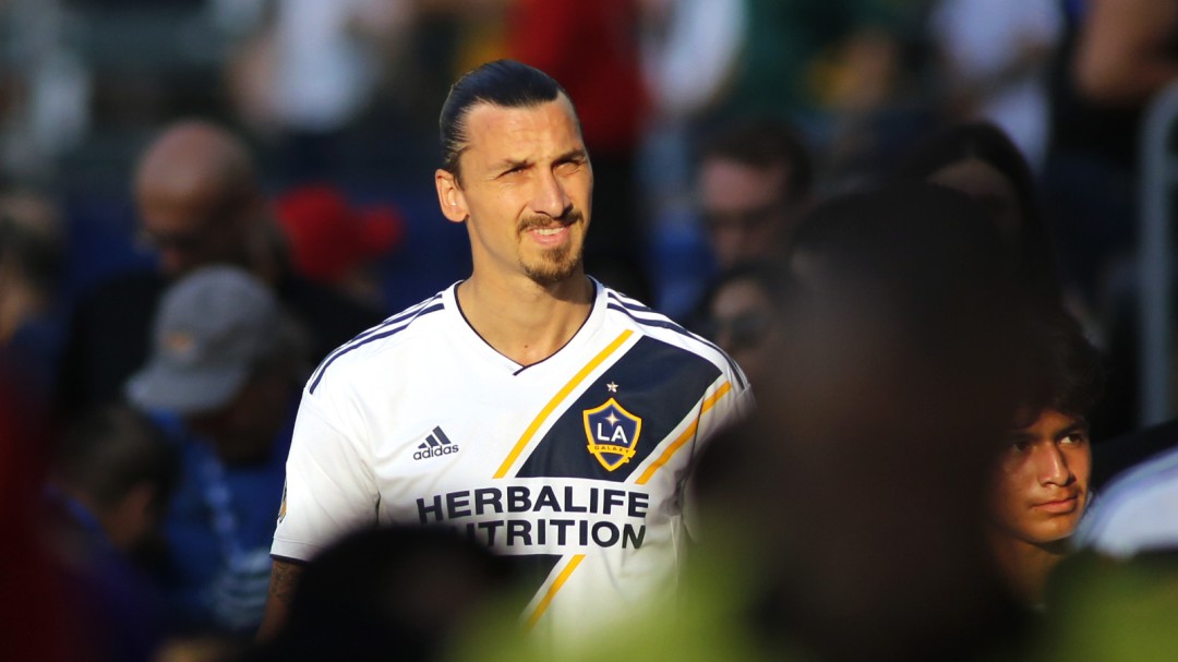 Ibrahimovic se identifica con Mourinho: Todo el mundo nos critica por el carácter