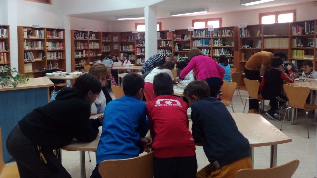 Encuentro con Lorenzo Silva y un paseo literario, en el Día de la Biblioteca