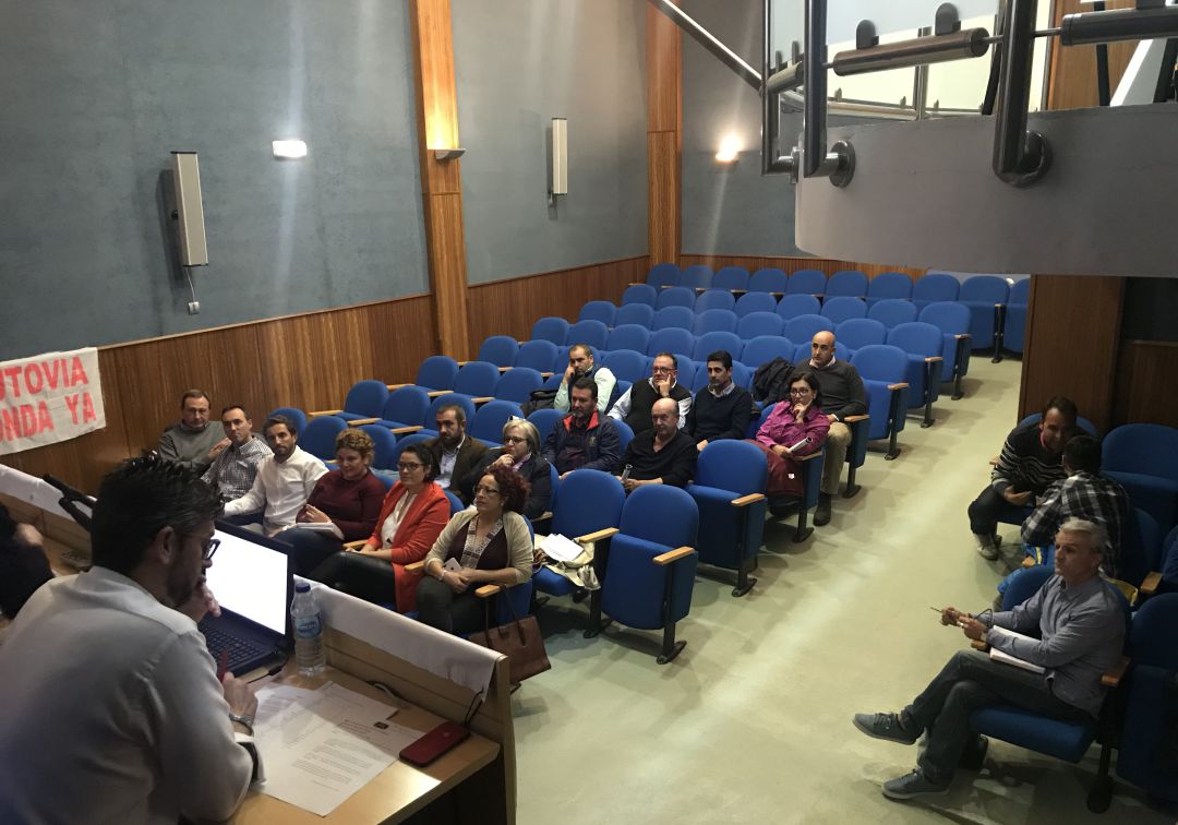 36 municipios dan la espalda a la autovía de la serranía de Ronda