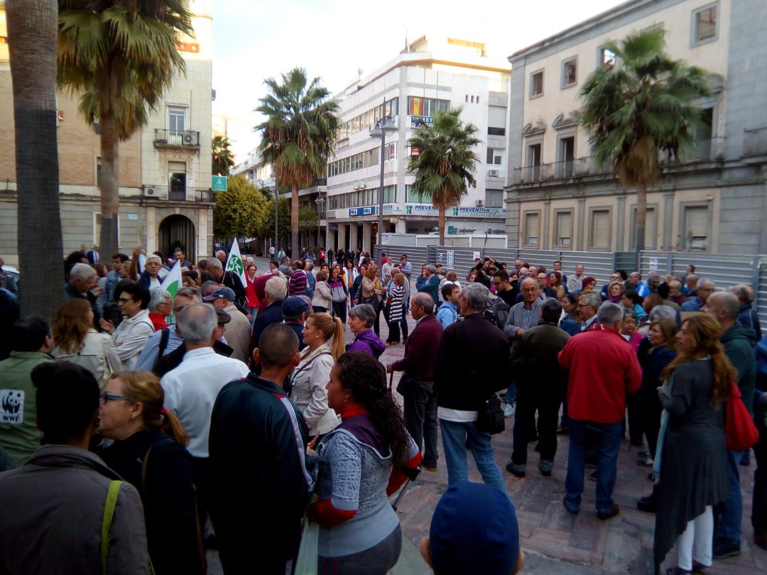 Concentración contra los fosfoyesos en Huelva Concentración contra los fosfoyesos en Huelva