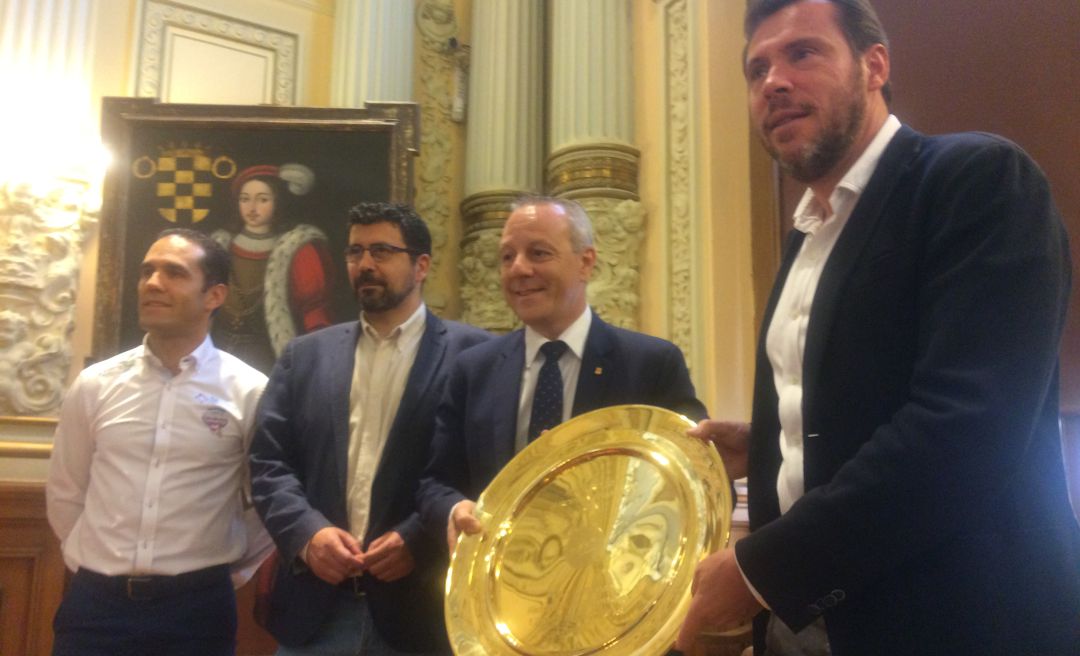 España- Noruega, partido de alto nivel a la vista en Huerta del Rey España- Noruega, partido de alto nivel a la vista en Huerta del Rey
