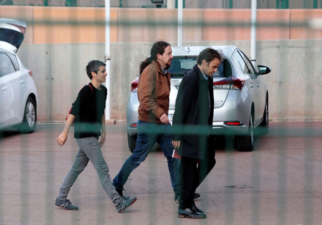 Pablo Iglesias llega a la prisión de Lledoners para reunirse con Junqueras