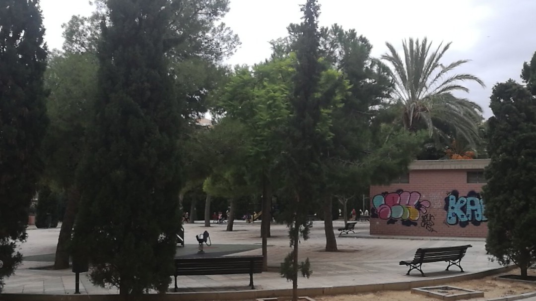 No descartan manifestarse por el abandono del barrio