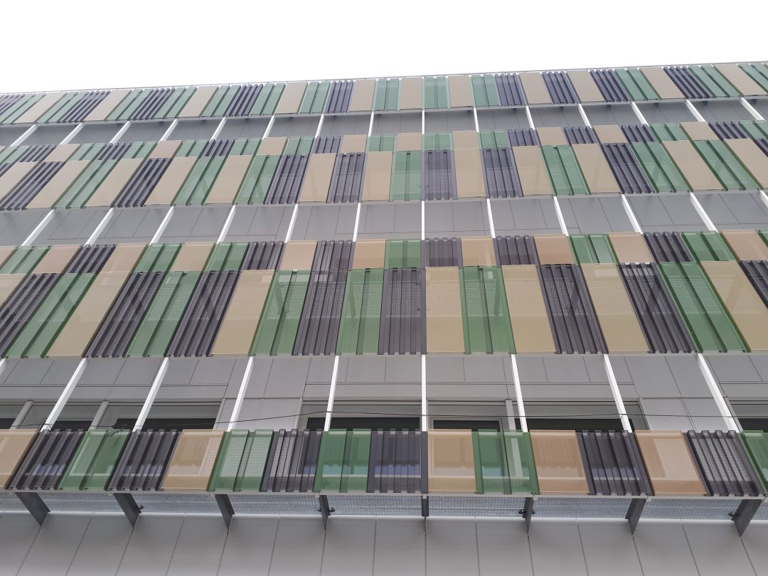 Fachada del hospital de Eibar, a unos días de su apertura Fachada del hospital de Eibar, a unos días de su apertura
