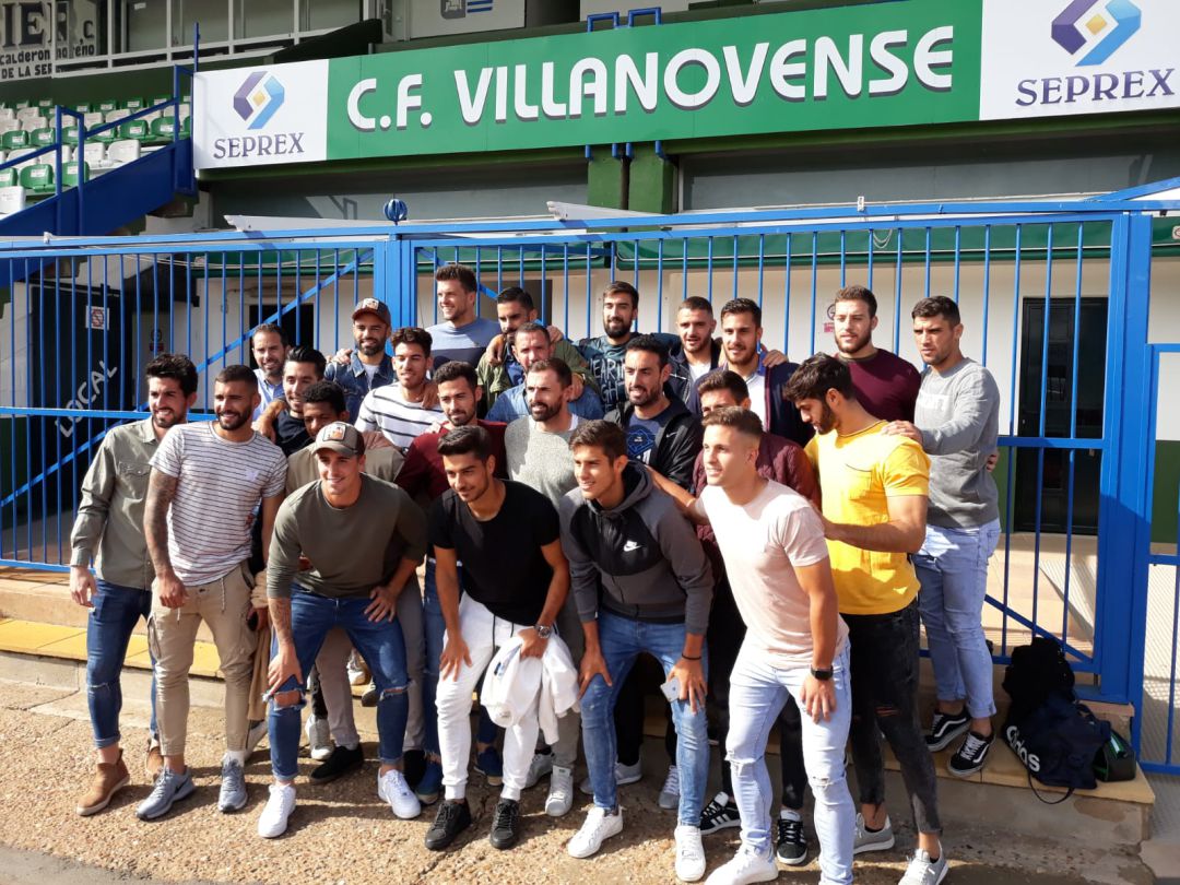 La plantilla serona tras conocer el emparejamiento La plantilla serona tras conocer el emparejamiento