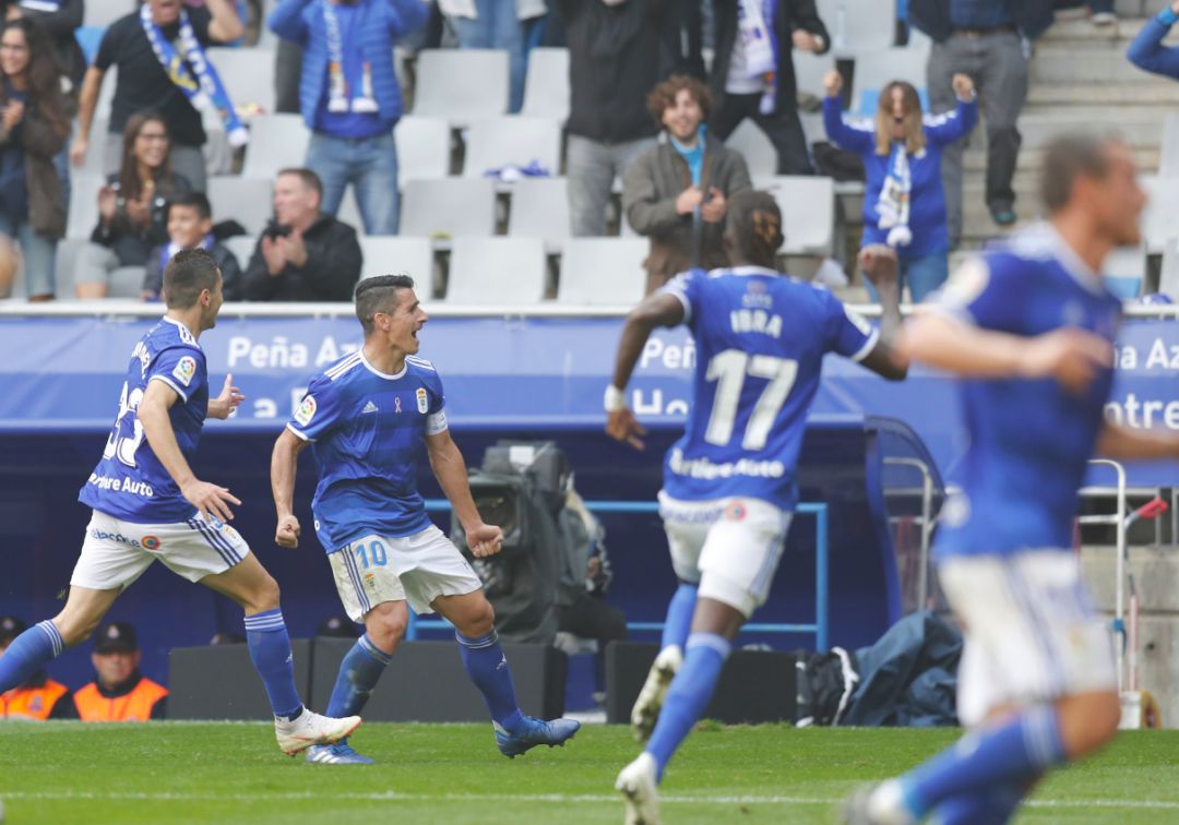 El Oviedo reacciona a tiempo