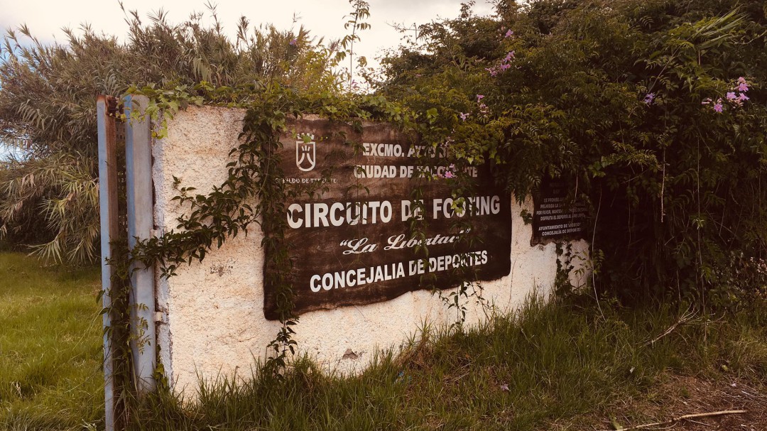 Denuncian el abandono del circuito de footing en Tacoronte