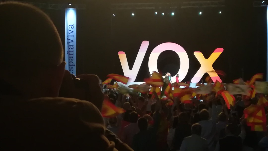 ¿Habría que intentar frenar los gestos fascistas o se corre el riesgo de retroceder en las libertades?
