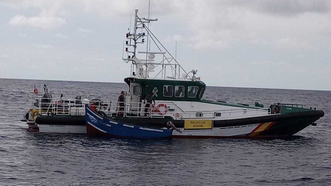 Arriba una patera a Puerto Naos