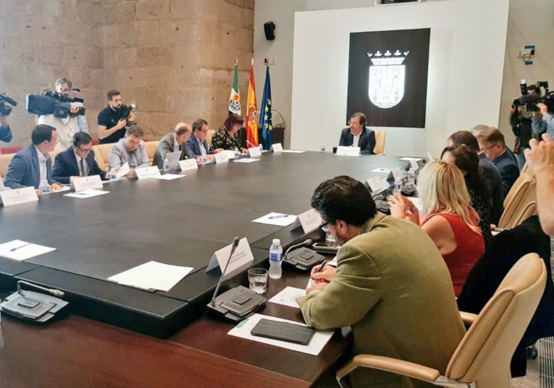 18 de noviembre, manifestación en Cáceres por un tren digno