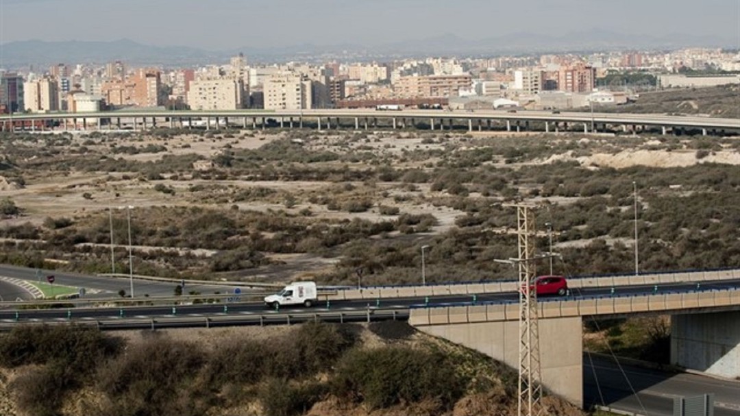 Una plataforma para reivindicar la descontaminación de antiguos terrenos industriales