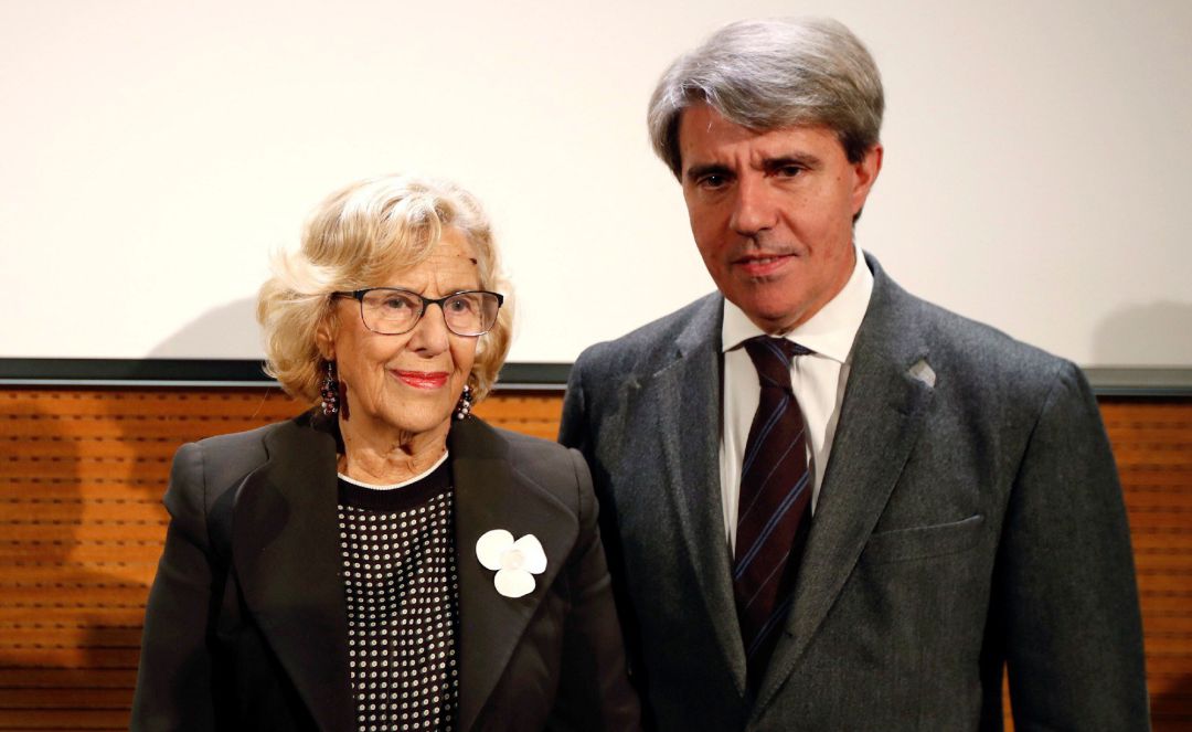 El presidente de la Comunidad de Madrid Ángel Garrido y la alcaldesa de Madrid Manuela Carmena, durante el a cto de constitución del Consejo Cívico y Social para la candidatura Prado-Retiro a Patrimonio Mundial de la Unesco El presidente de la Comunidad de Madrid Ángel Garrido y la alcaldesa de Madrid Manuela Carmena, durante el a cto de constitución del Consejo Cívico y Social para la candidatura Prado-Retiro a Patrimonio Mundial de la Unesco