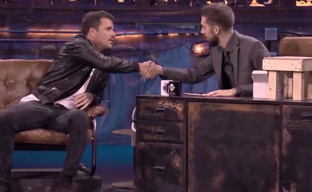 Dani Martín y David Broncano sellan el pacto. Dani Martín y David Broncano sellan el pacto.