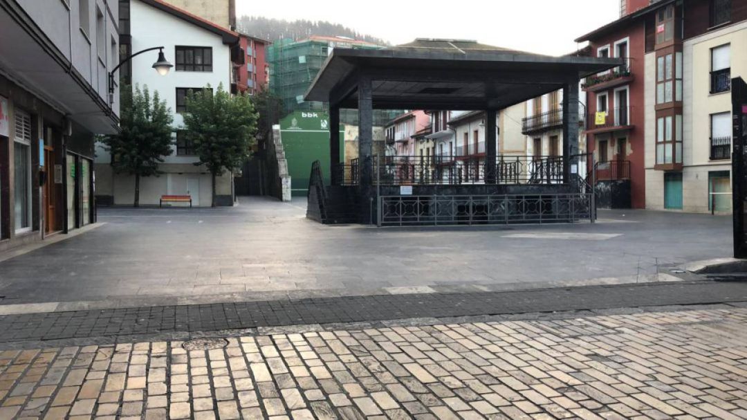 La Plaza Cardenal Orbe acoge numerosas actividades festivas, culturales y sociales a lo largo del año La Plaza Cardenal Orbe acoge numerosas actividades festivas, culturales y sociales a lo largo del año