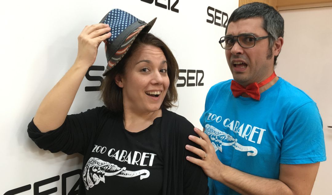 Pilar Sola y Fran Bermejo, de Zoo Cabaret, protagonizan una nueva entrega del espacio 'Entrevistas Interesantes' Pilar Sola y Fran Bermejo, de Zoo Cabaret, protagonizan una nueva entrega del espacio 'Entrevistas Interesantes'
