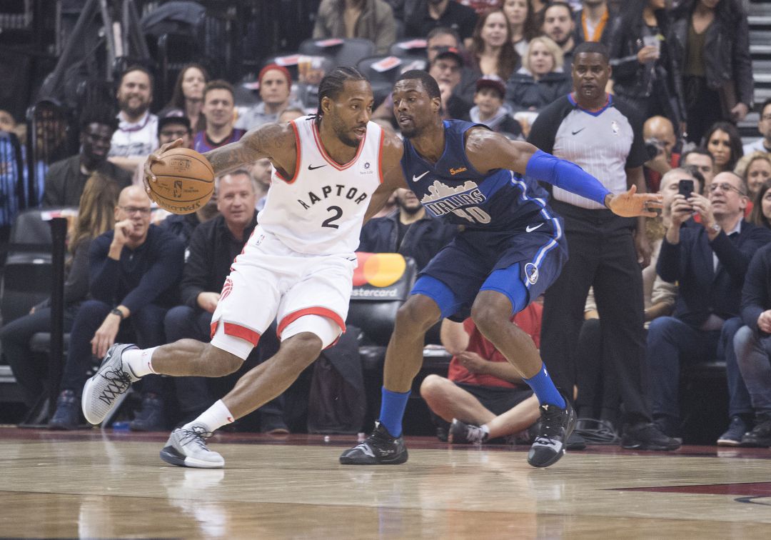 Leonard, en un partido ante los Mavericks Leonard, en un partido ante los Mavericks
