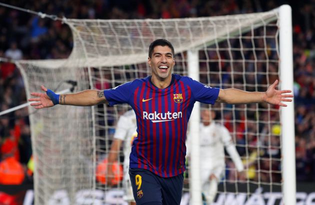 Suárez celebra su tercer gol Suárez celebra su tercer gol