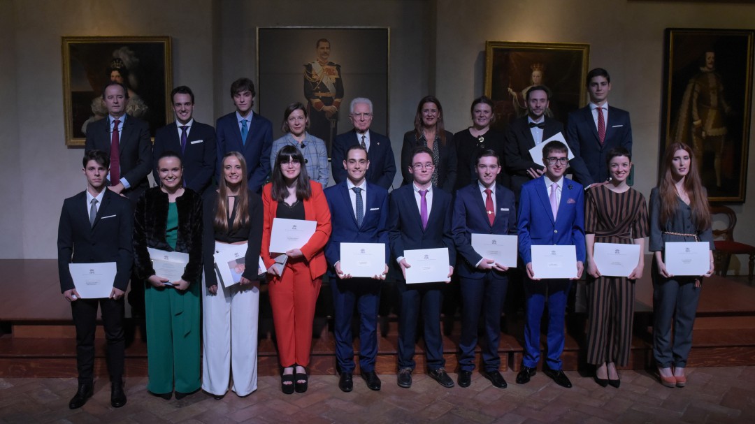 La Real Maestranza de Caballería premia la excelencia de un centenar de estudiantes