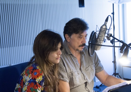 Adriana Ugarte y Carlos Bardem durante la grabación de 'Guerra 3' Adriana Ugarte y Carlos Bardem durante la grabación de 'Guerra 3'