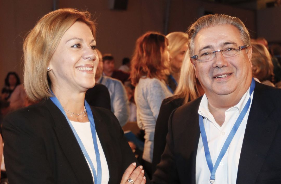 El exministro del Interior Juan ignacio Zoido, y María Dolores de Cospedal. El exministro del Interior Juan ignacio Zoido, y María Dolores de Cospedal.
