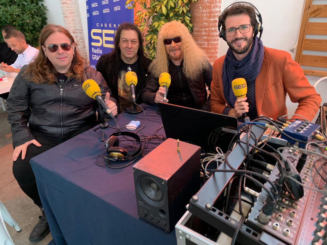 La banda cordobesa, durante la entrevista en Hoy por Hoy en La Vida es Chula, en Otura La banda cordobesa, durante la entrevista en Hoy por Hoy en La Vida es Chula, en Otura