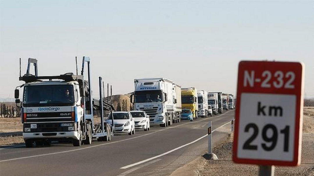 Tráfico mantiene hasta el domingo un dispositivo especial de vigilancia en las carreteras riojanas Tráfico mantiene hasta el domingo un dispositivo especial de vigilancia en las carreteras riojanas