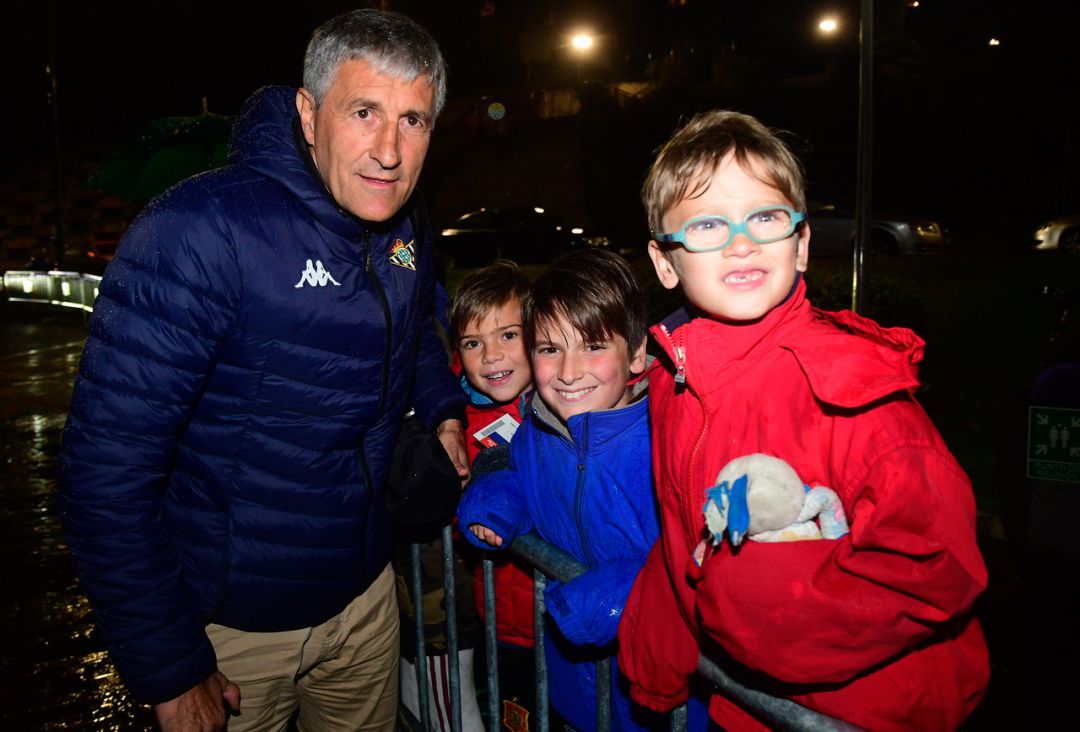 El mito del racinguismo, Quique Setién, llegó a Santander como rival y fue recibido con cariño. El mito del racinguismo, Quique Setién, llegó a Santander como rival y fue recibido con cariño.