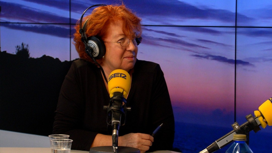 Rosa Villacastín: "Cambié la información política por la prensa rosa porque me daba más libertad"