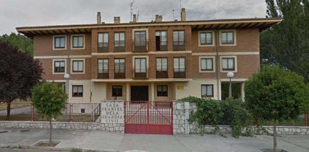 Casa cuartel de Piñel de Abajo Casa cuartel de Piñel de Abajo