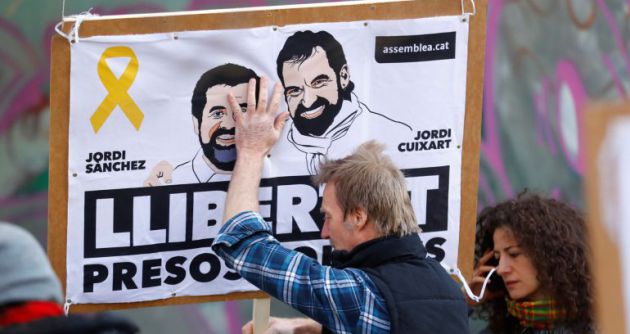 Pancarta a favor de la libertad de los Jordis Pancarta a favor de la libertad de los Jordis