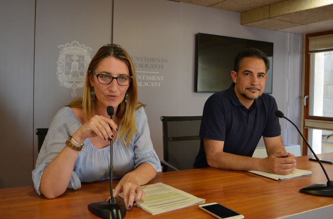 Mari Carmen de España en sala de prensa Mari Carmen de España en sala de prensa