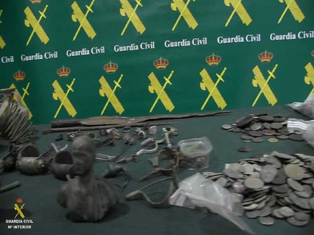 Desarticulada una organización dedicada al expolio y falsificación de material arqueológico Desarticulada una organización dedicada al expolio y falsificación de material arqueológico