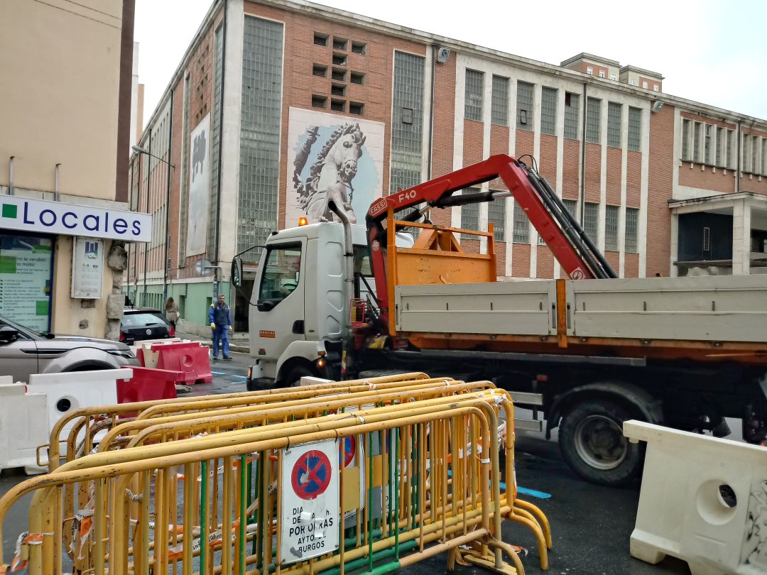 Obras municipales: Lacalle desoye al comercio y empieza la obra en Hortelanos Obras municipales: Lacalle desoye al comercio y empieza la obra en Hortelanos