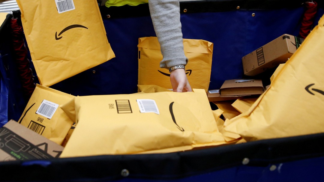Los trabajadores de Amazon amenazan con ir a la huelga para el 'Black Friday'