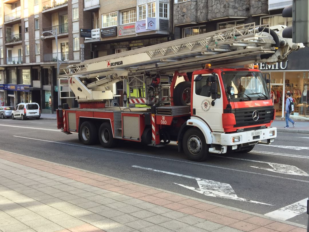 Arde por completo una casa en Montederramo (Ourense) sin que nadie resultase afectado Arde por completo una casa en Montederramo (Ourense) sin que nadie resultase afectado