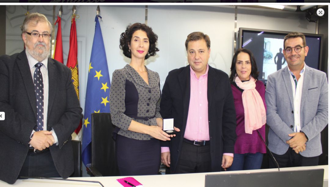 Los jóvenes menores de 30 años pagarán la mitad por la entrada a Fuenteovejuna gracias a Ingeteam Los jóvenes menores de 30 años pagarán la mitad por la entrada a Fuenteovejuna gracias a Ingeteam