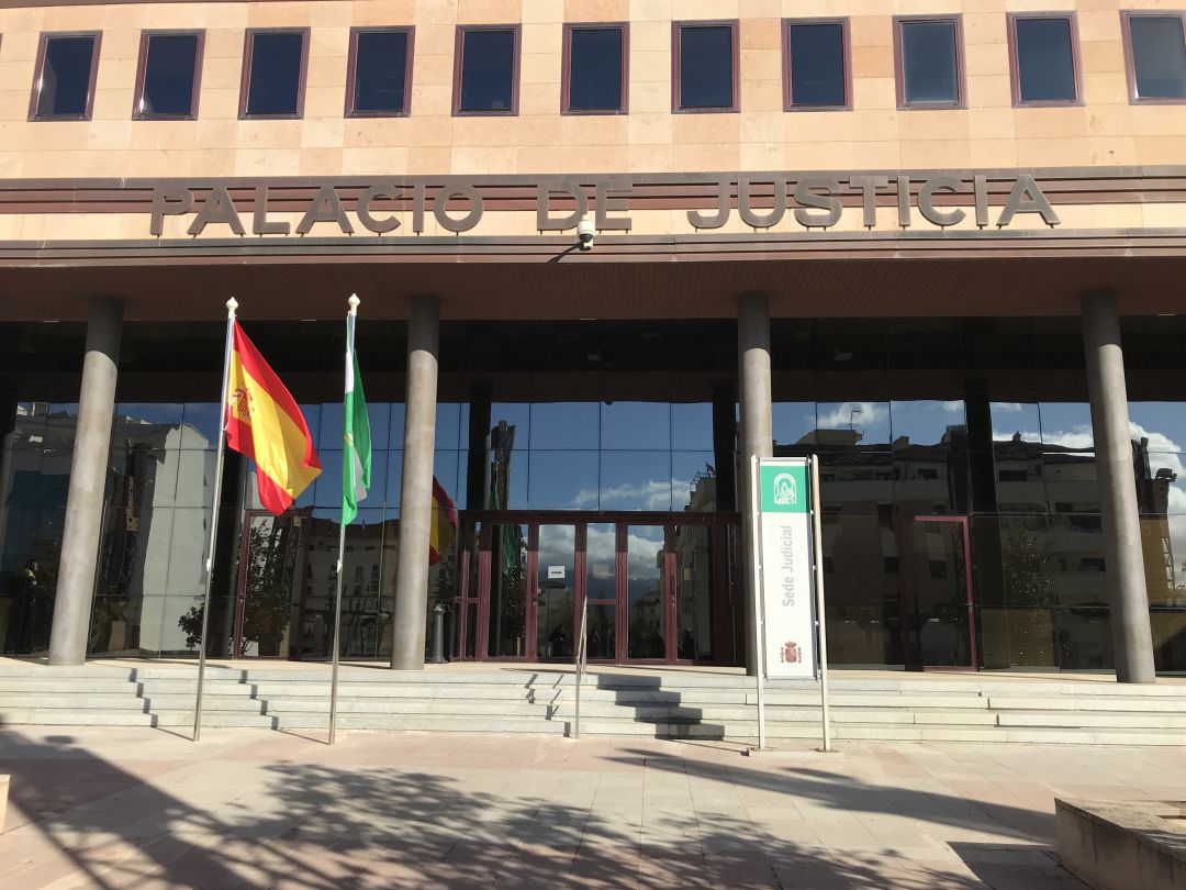 La Fiscalía solicita 19 años de cárcel para los implicados en el Caso Acinipo La Fiscalía solicita 19 años de cárcel para los implicados en el Caso Acinipo