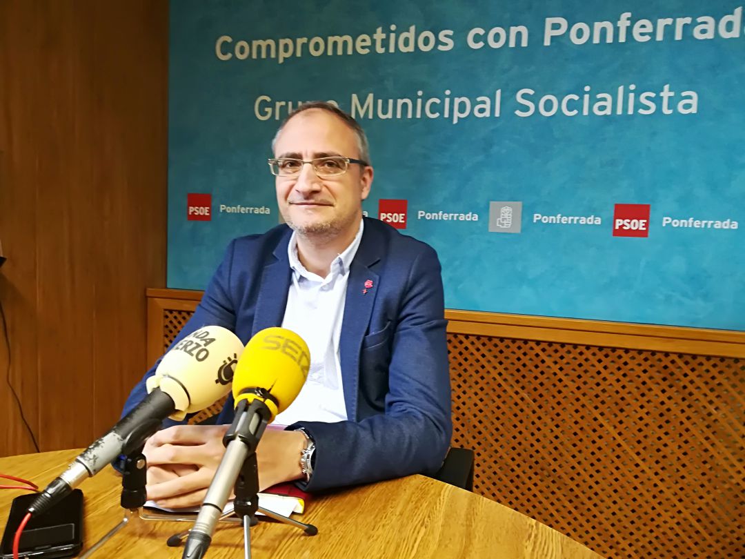 Portavoz del PSOE, Olegario Ramón Portavoz del PSOE, Olegario Ramón